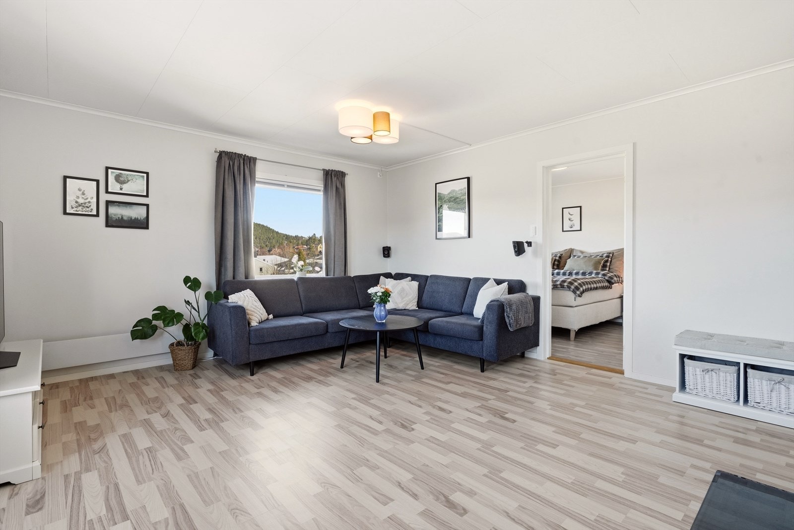 Koselig sofakrok med plass til romslig sofa. Galleribilde