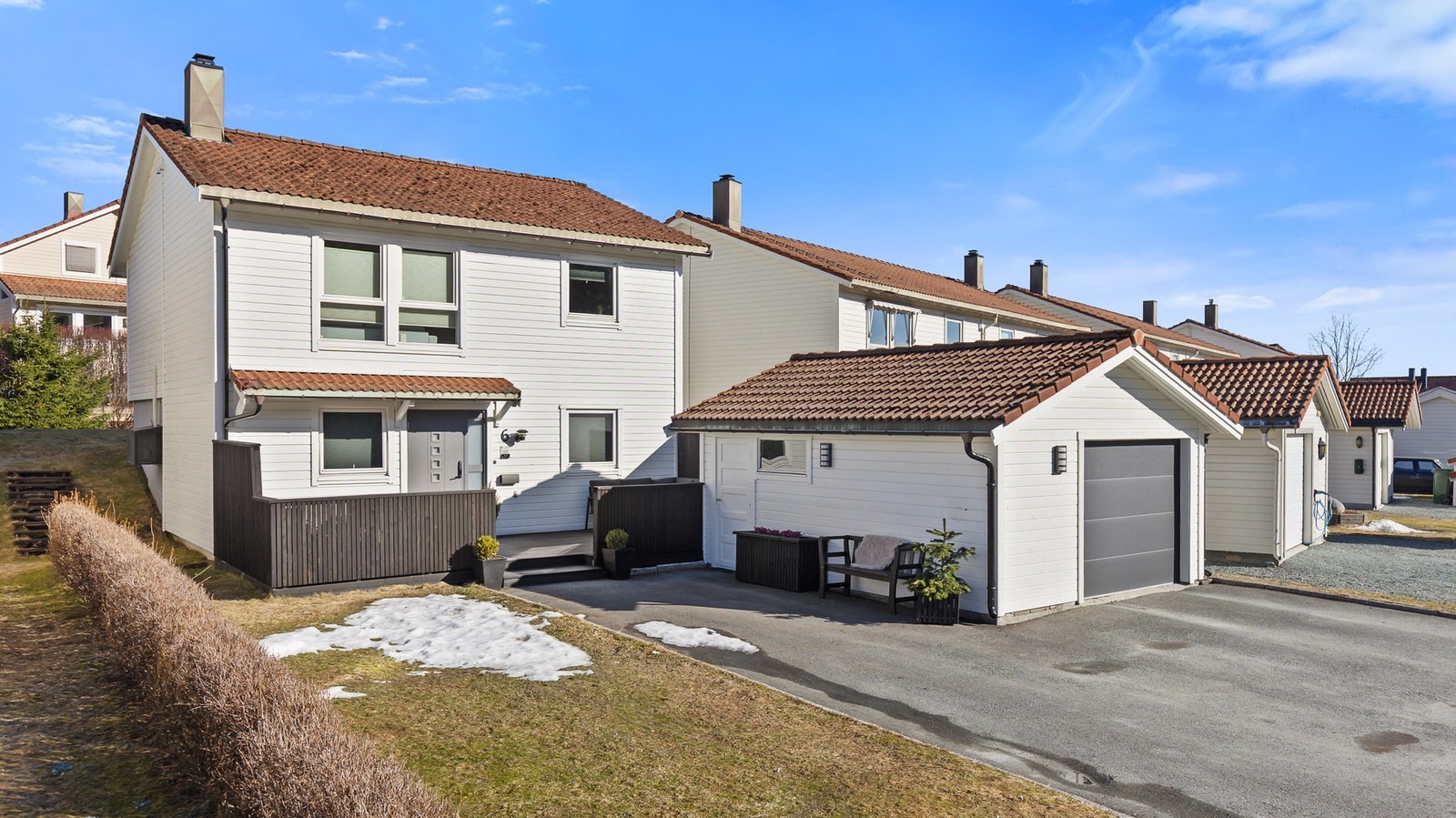 Hjertelig velkommen til Høgsetgrenda 6, presentert av EiendomsMegler 1 ved Stian Berg! Galleribilde