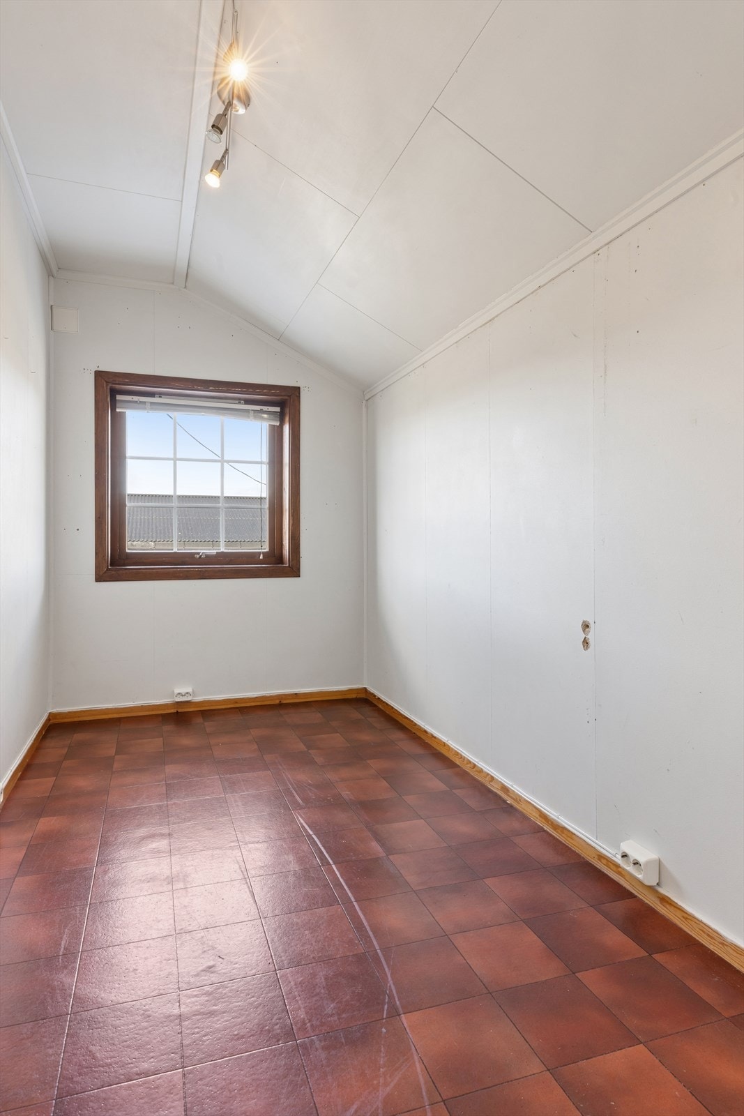 Soverom 2 i 2. etasje passer utmerket som barne/gjesterom. Galleribilde