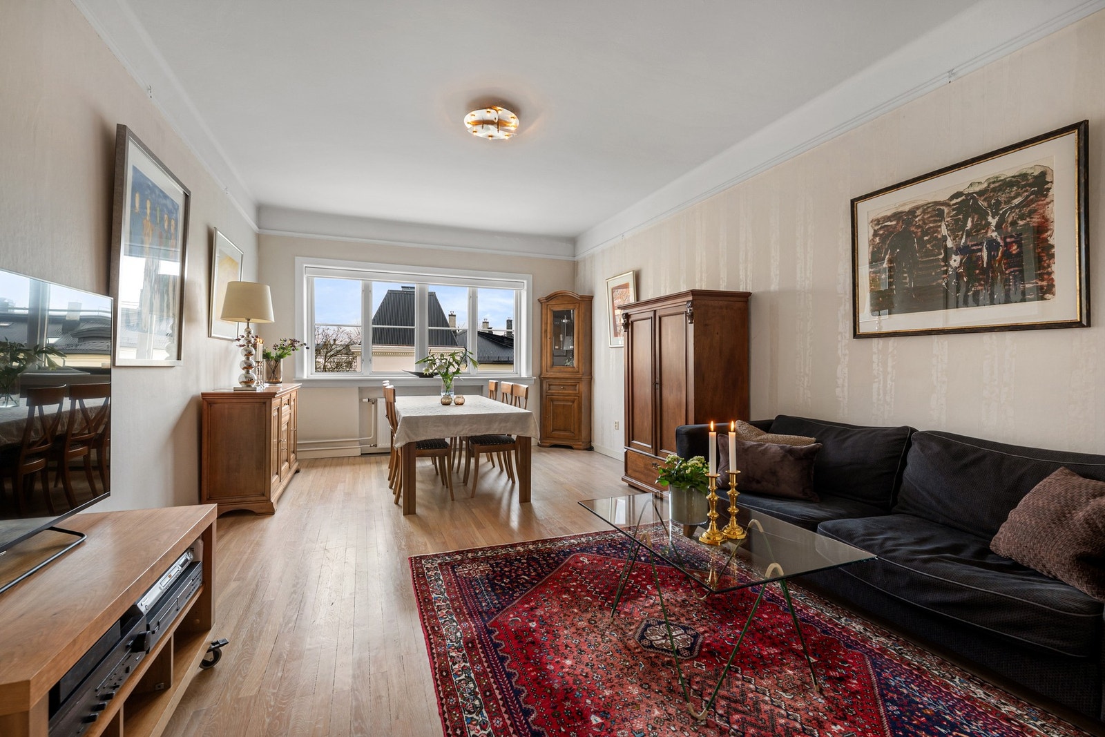 Velkommen til Oscars gate 7B - Presentert av Nicolay Ulvin v/ Eie Eiendomsmegling Røa, Skøyen & Ullern Foto: Arne Scharm. Galleribilde