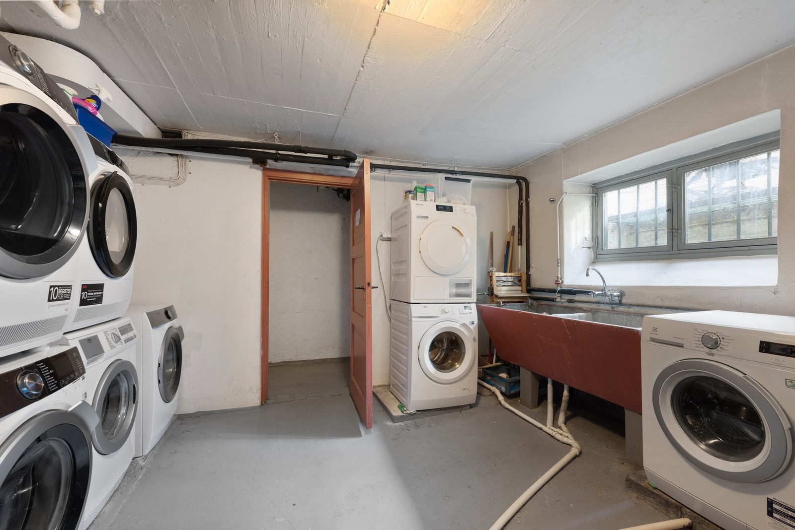 Felles vaskeri - Egen maskin må kjøpes. Galleribilde