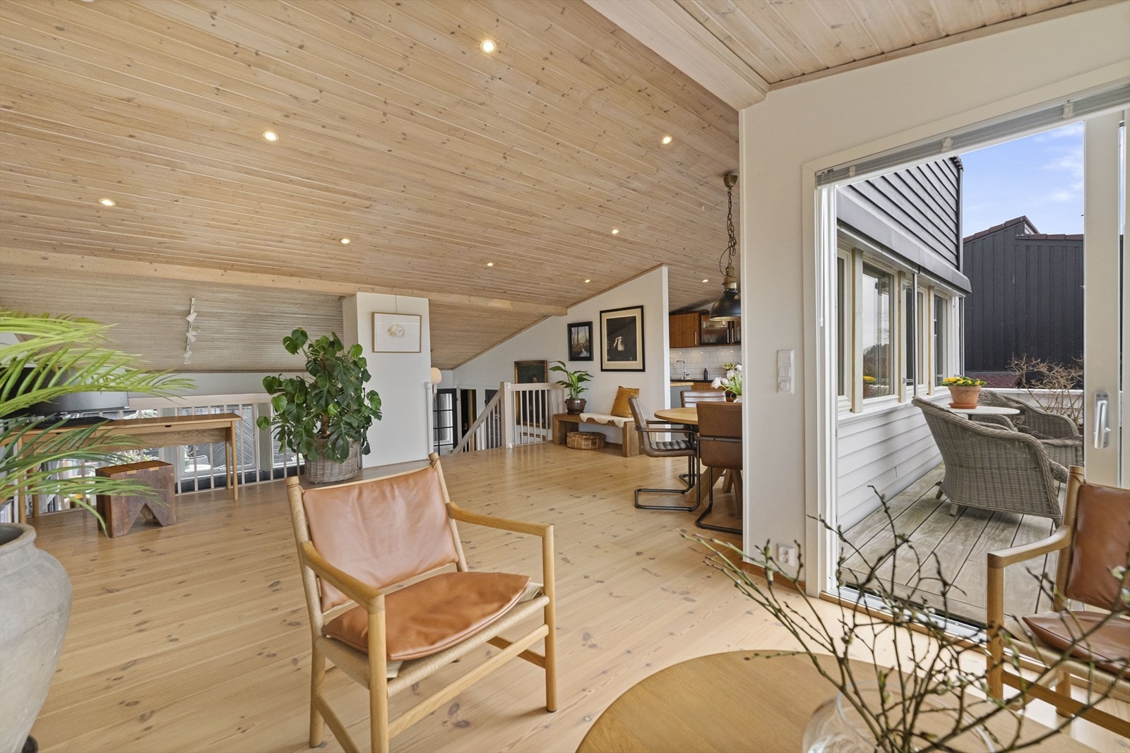 SOA 0516 Galleribilde