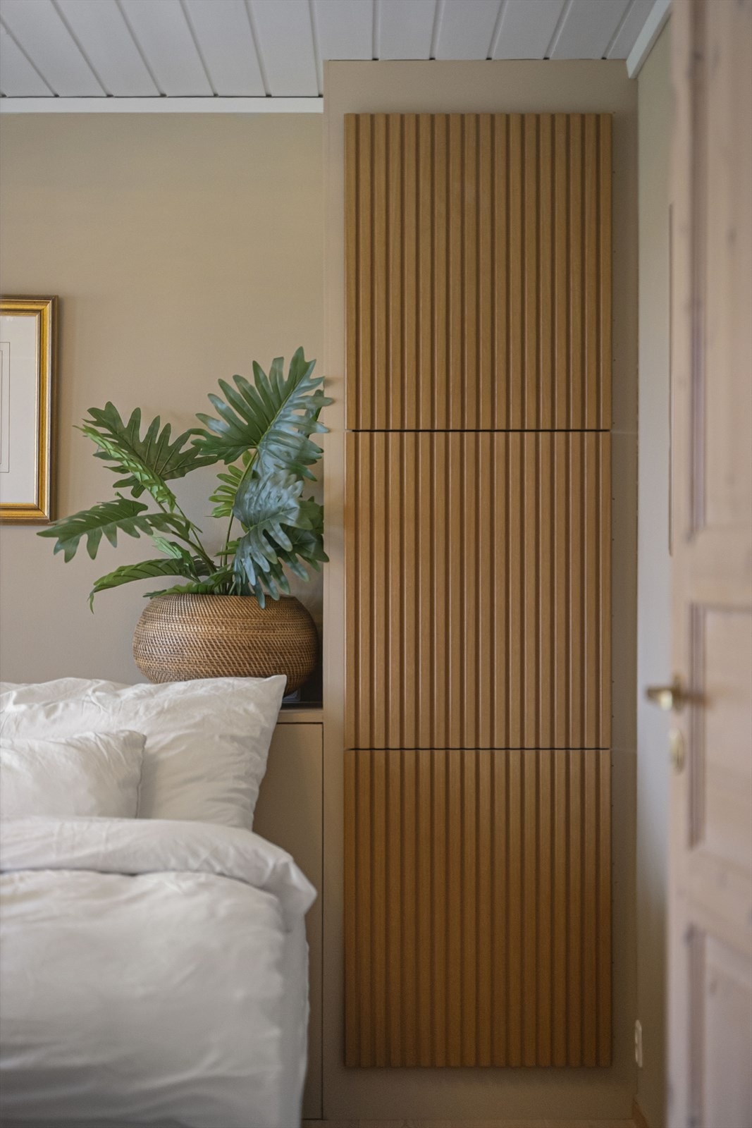 Med stedbygget garderobe Galleribilde