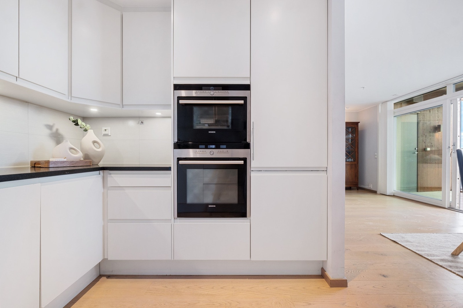 Vannstoppesystem og komfyrvakt er etablert. Galleribilde