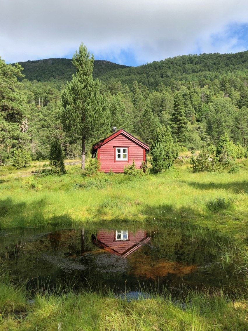 I tillegg har eiendommen støl, denne ligger en liten times gåtur fra hovedhuset Galleribilde