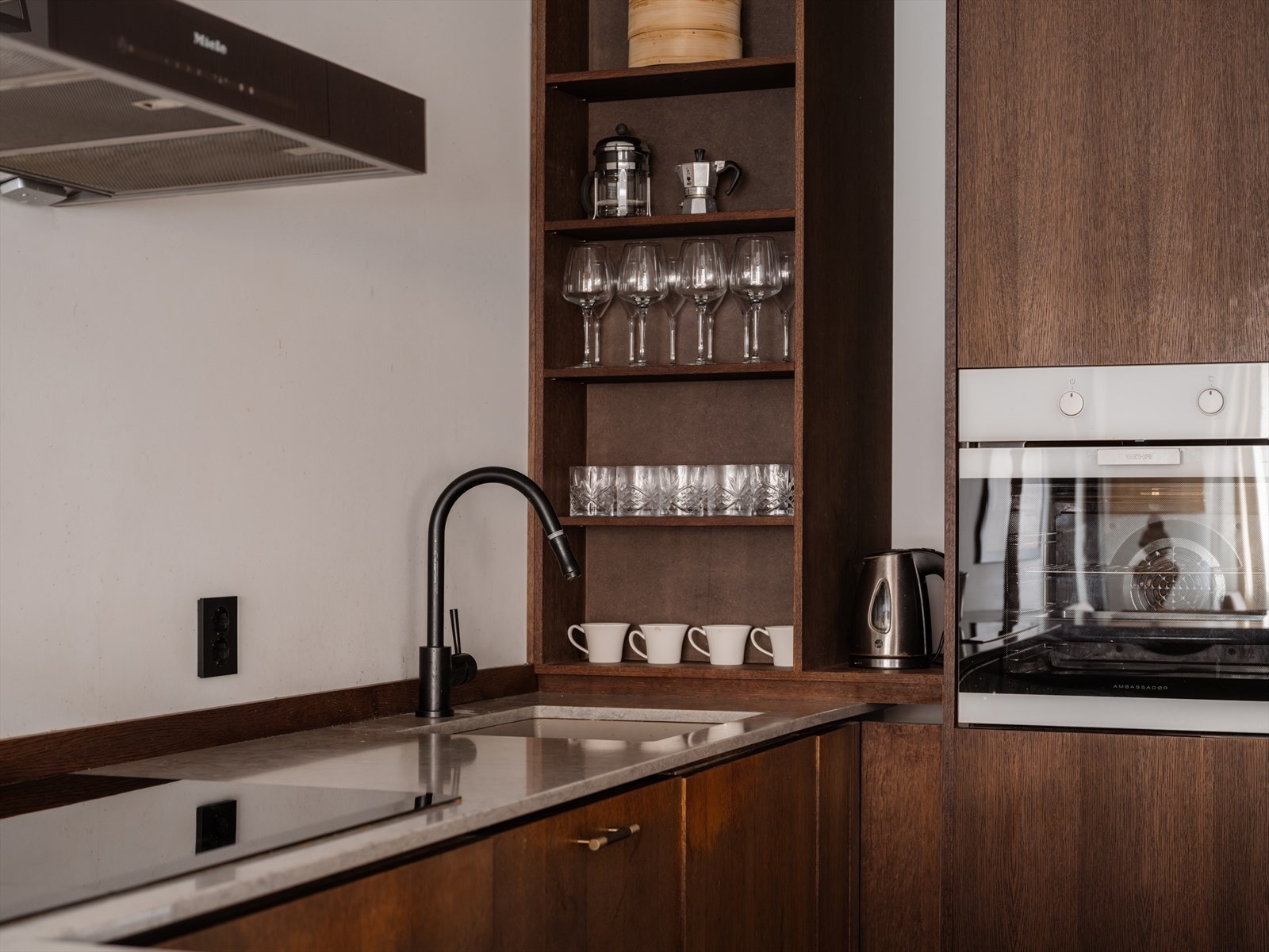 Smarte løsninger som gir en funksjonell og gjennomtenkt kjøkkenløsning Galleribilde