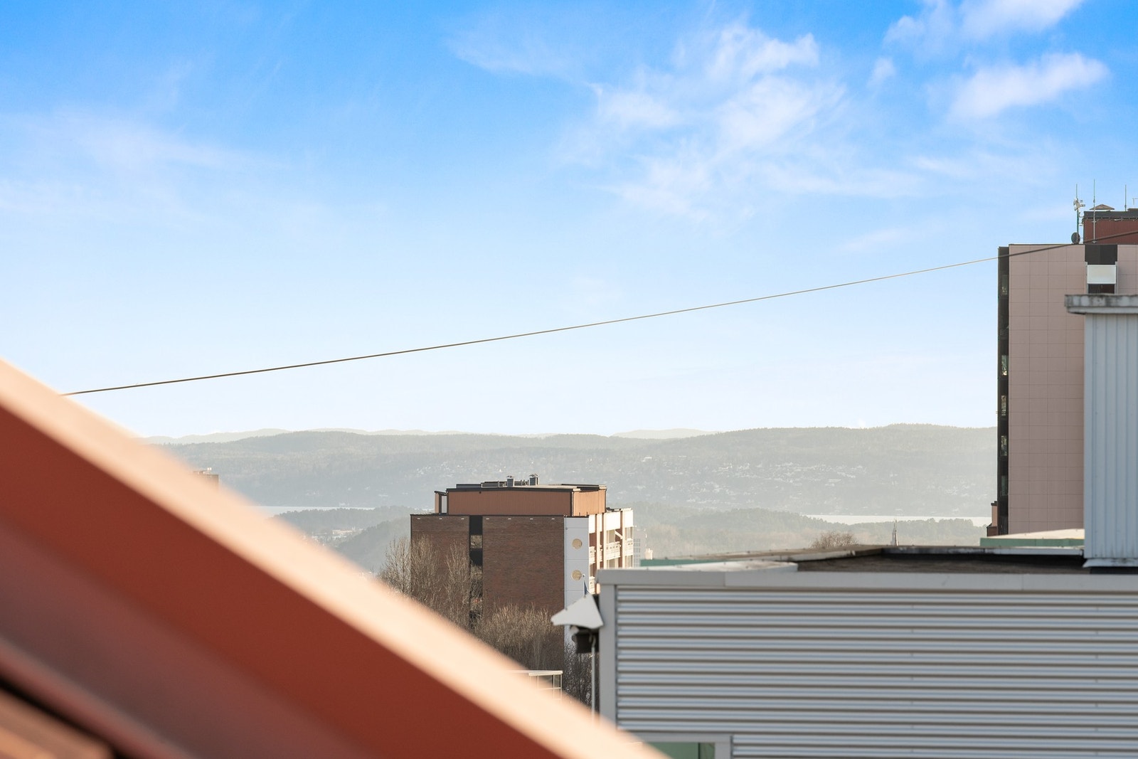 Dette er uten tvil en skikkelig fin plass for lange og late sommerdager, samt sene kvelder! Galleribilde