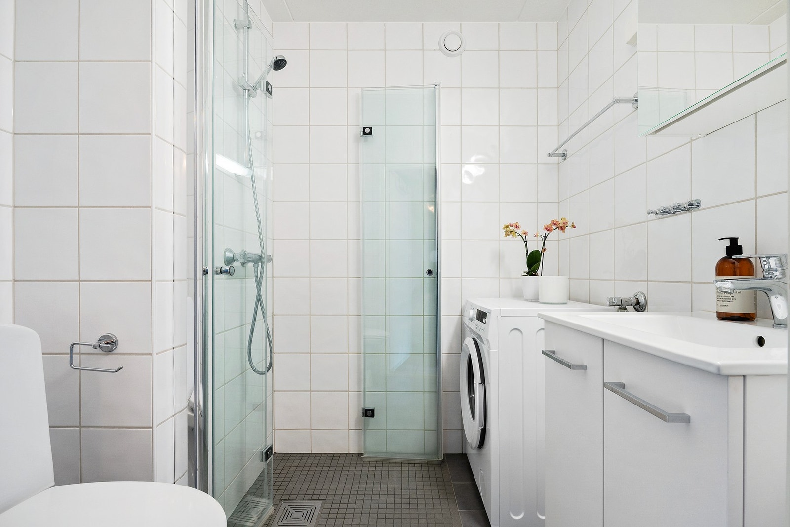 Badet har blitt pusset opp i 2017 og innredning i 2023 Galleribilde