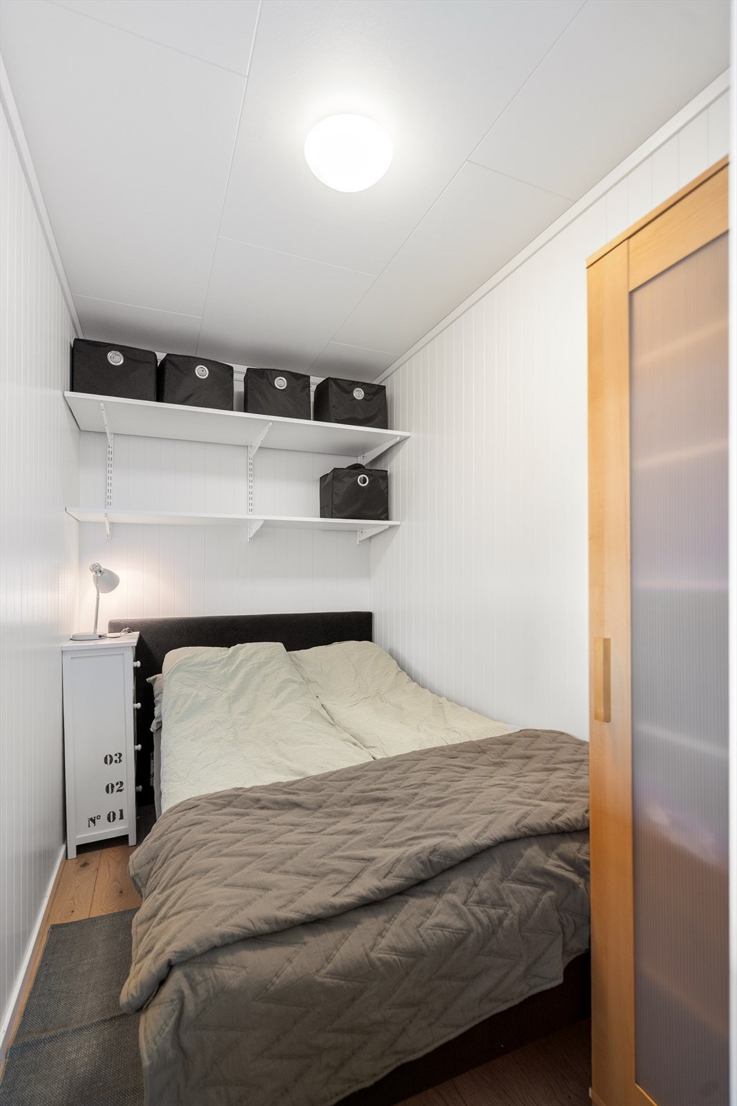 Rom Kjelleretasje. (Det står en seng p.d.d, rommet er ikke stort nok til å godkjenne krav til soverom). Galleribilde