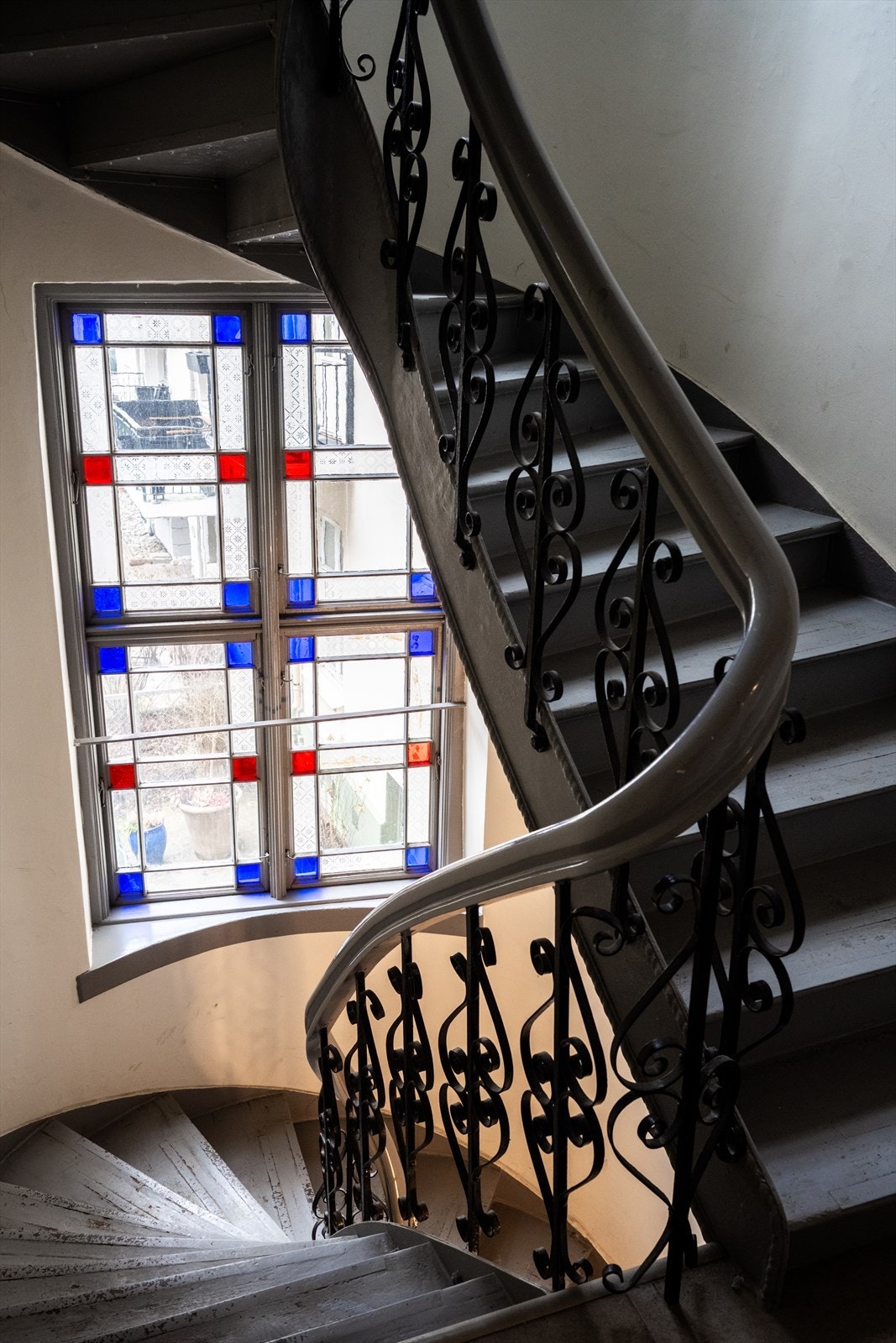 Trappeoppgang i klassisk stil. Galleribilde