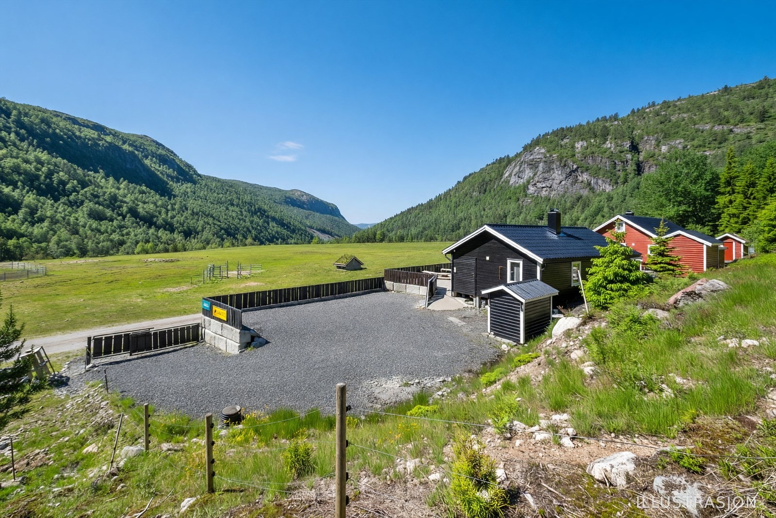 Under stien 12 presenteres av DNB Eiendom v/Øyvind Ådneram - En sjarmerende hytte med vidstrakt utsikt Galleribilde