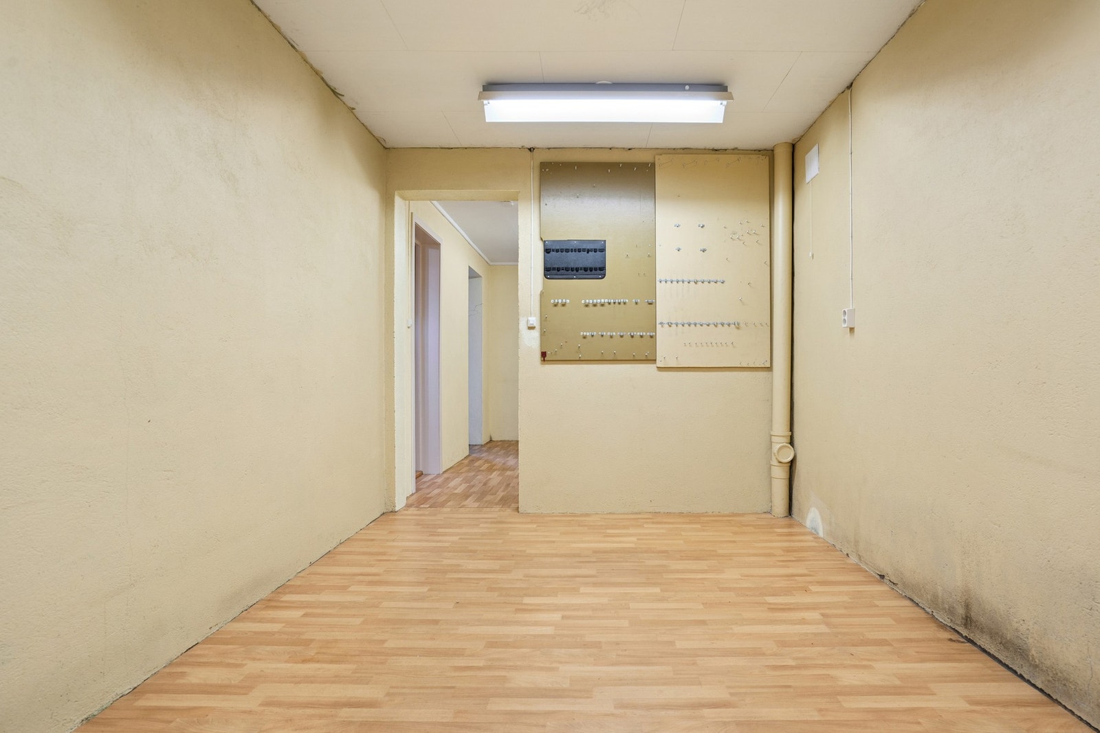 Boligen byr på rikelig med bodplass, som gir god plass til oppbevaring. Galleribilde