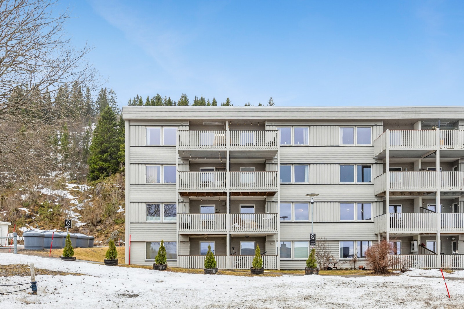 Fasadebilde. Galleribilde