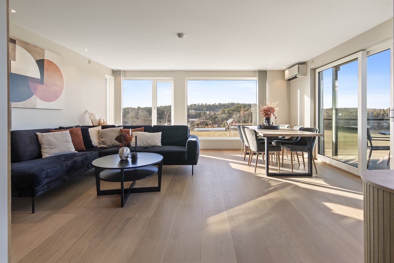 For de som ønsker peiskos, er det montert en isolert stålpipe klargjort for tilkobling av ildsted. Galleribilde