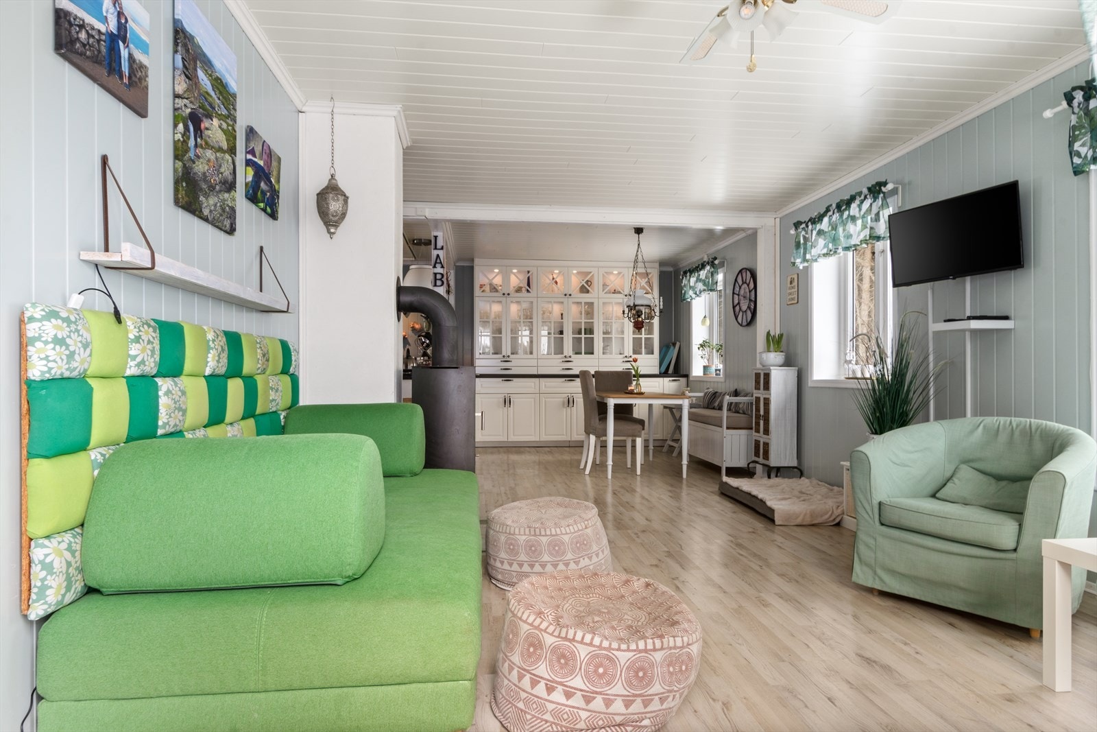 Et kult sted å henge for barna mens mor og far fikser middagen ! Galleribilde