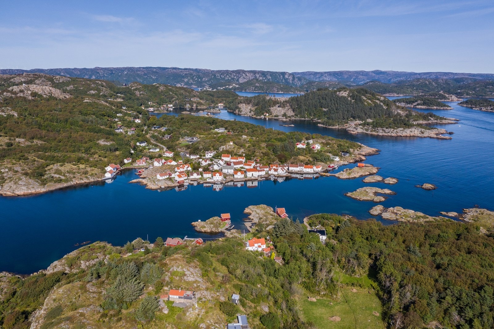 Idylliske Loshavn Galleribilde