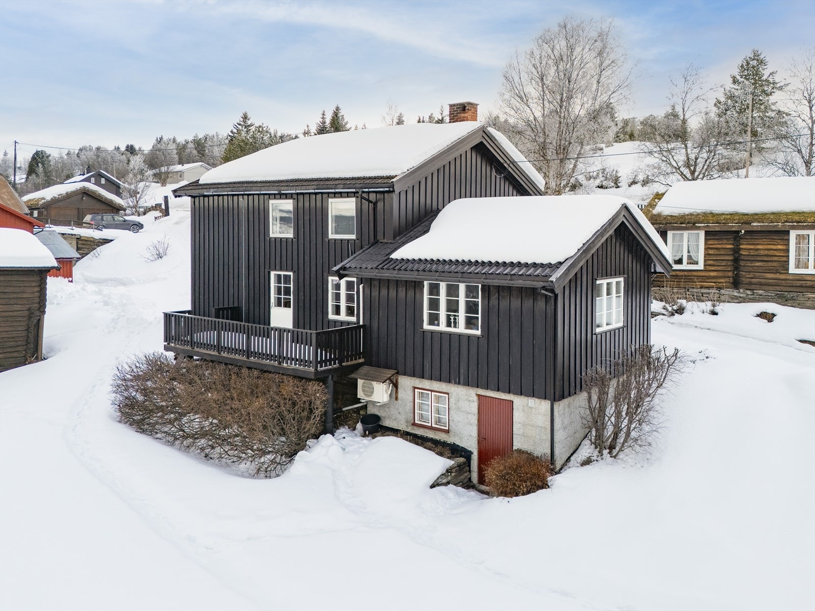 Huset går over to plan og kjeller. Galleribilde