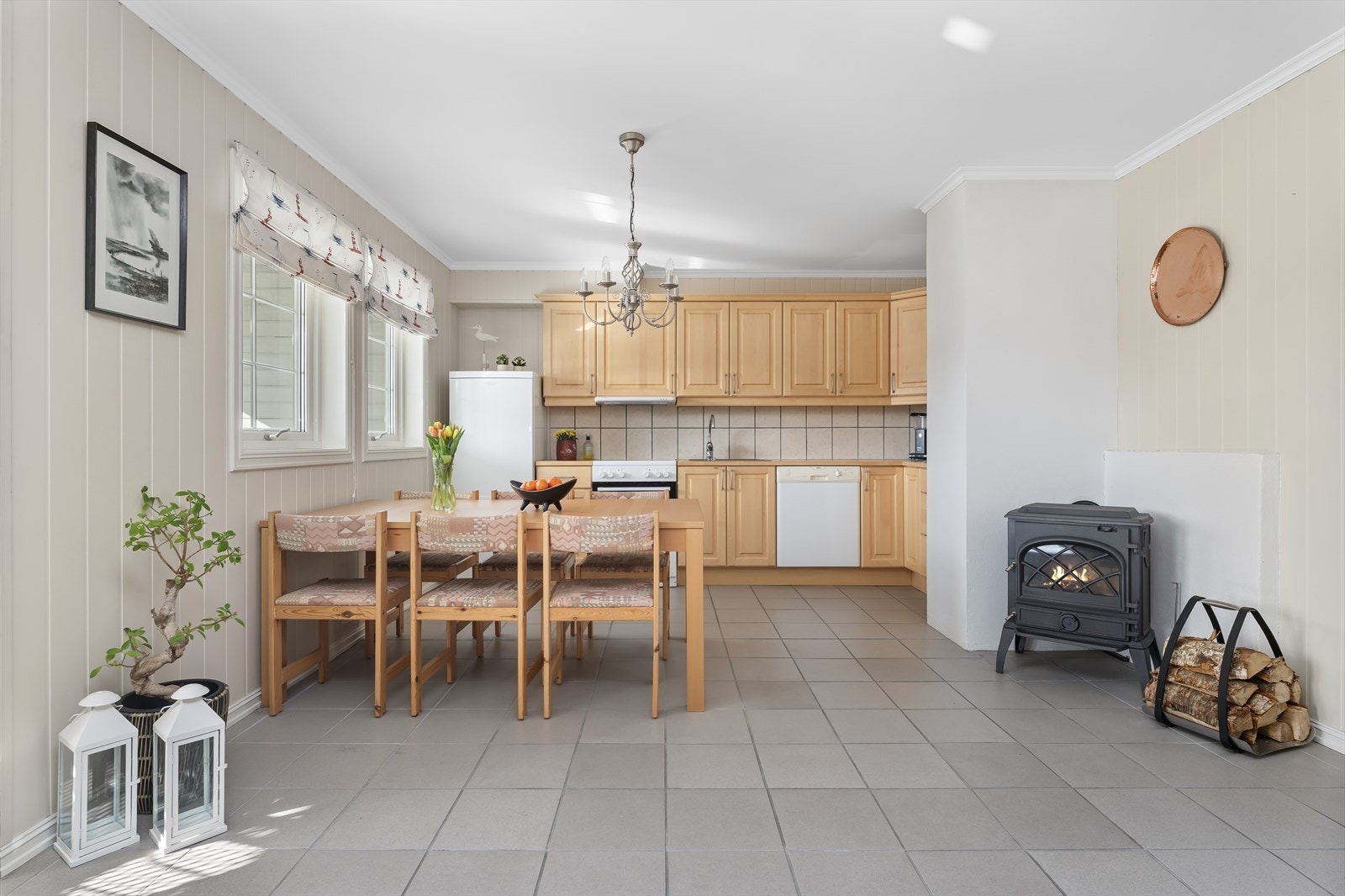 Vedovn i tillegg til varmekabler i gulv Galleribilde