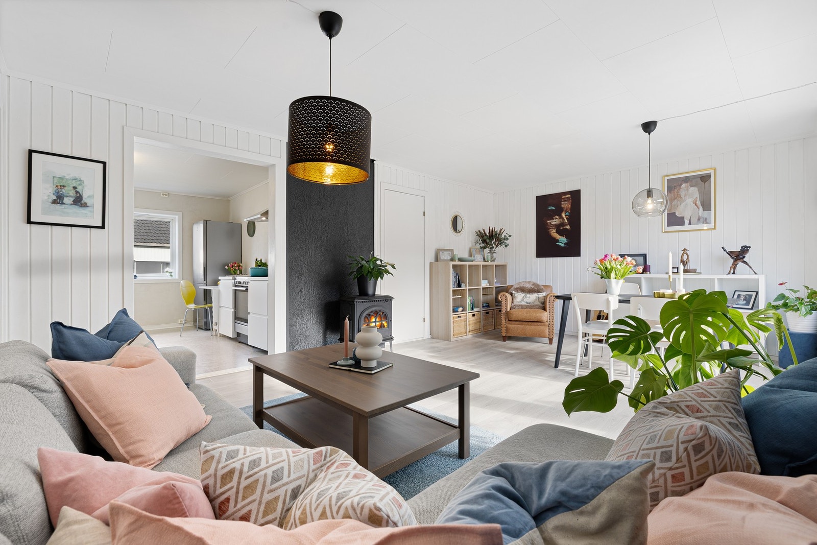 Eiendomsmegler 1 ved Lise Alstad har den glede å presentere: Stokmovegen 58.
(Foto: Nonstad foto) Galleribilde