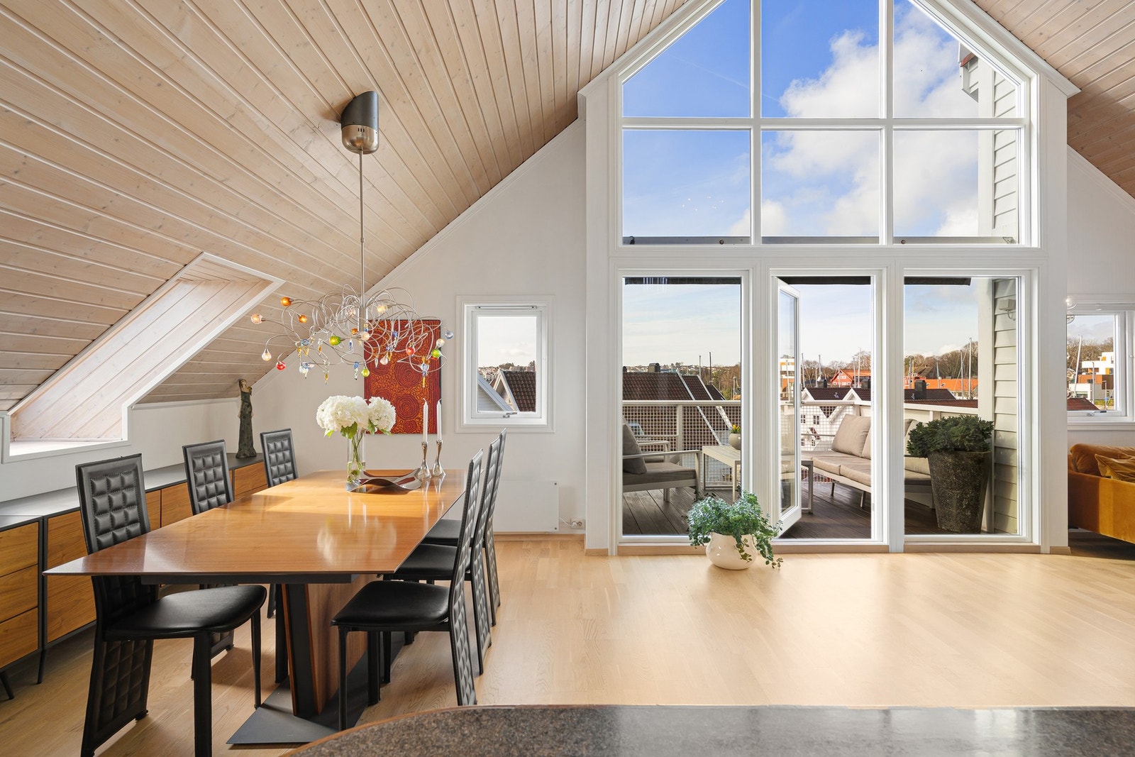 Hyggelig å tilberede mat med denne utsikten Galleribilde