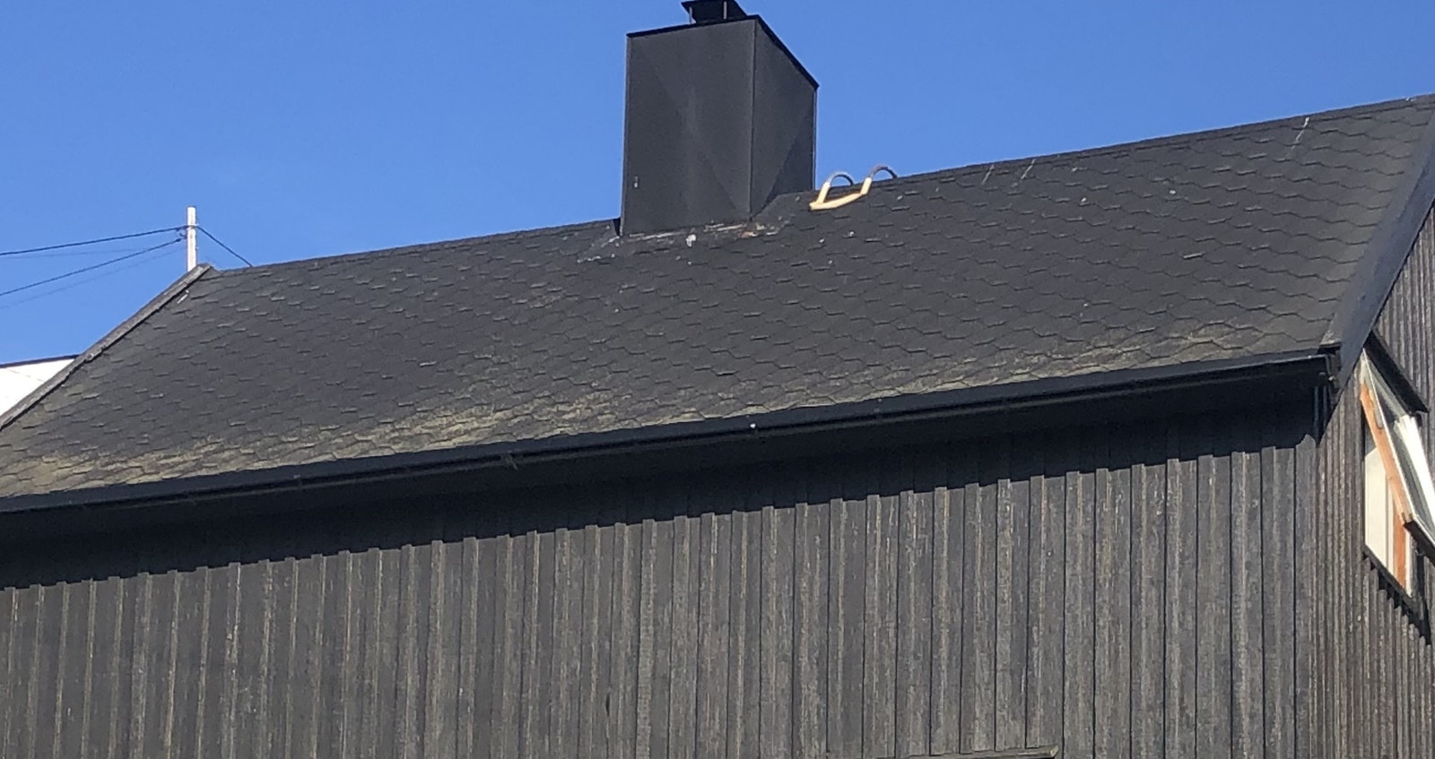 Taktekking pappshingel, slitt. Galleribilde