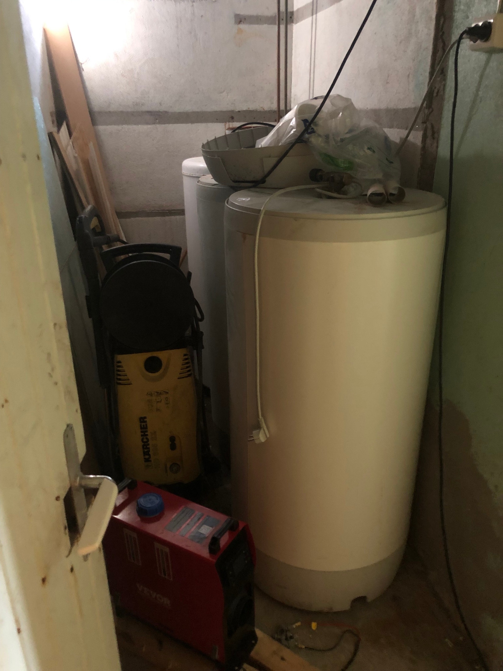 VV-beredere - 3 stk, 1 tilkoblet? Galleribilde