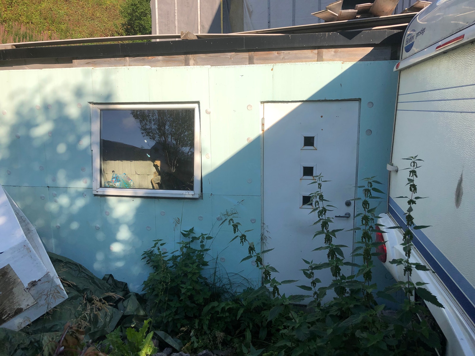 Tilbygg. Uferdig. Galleribilde