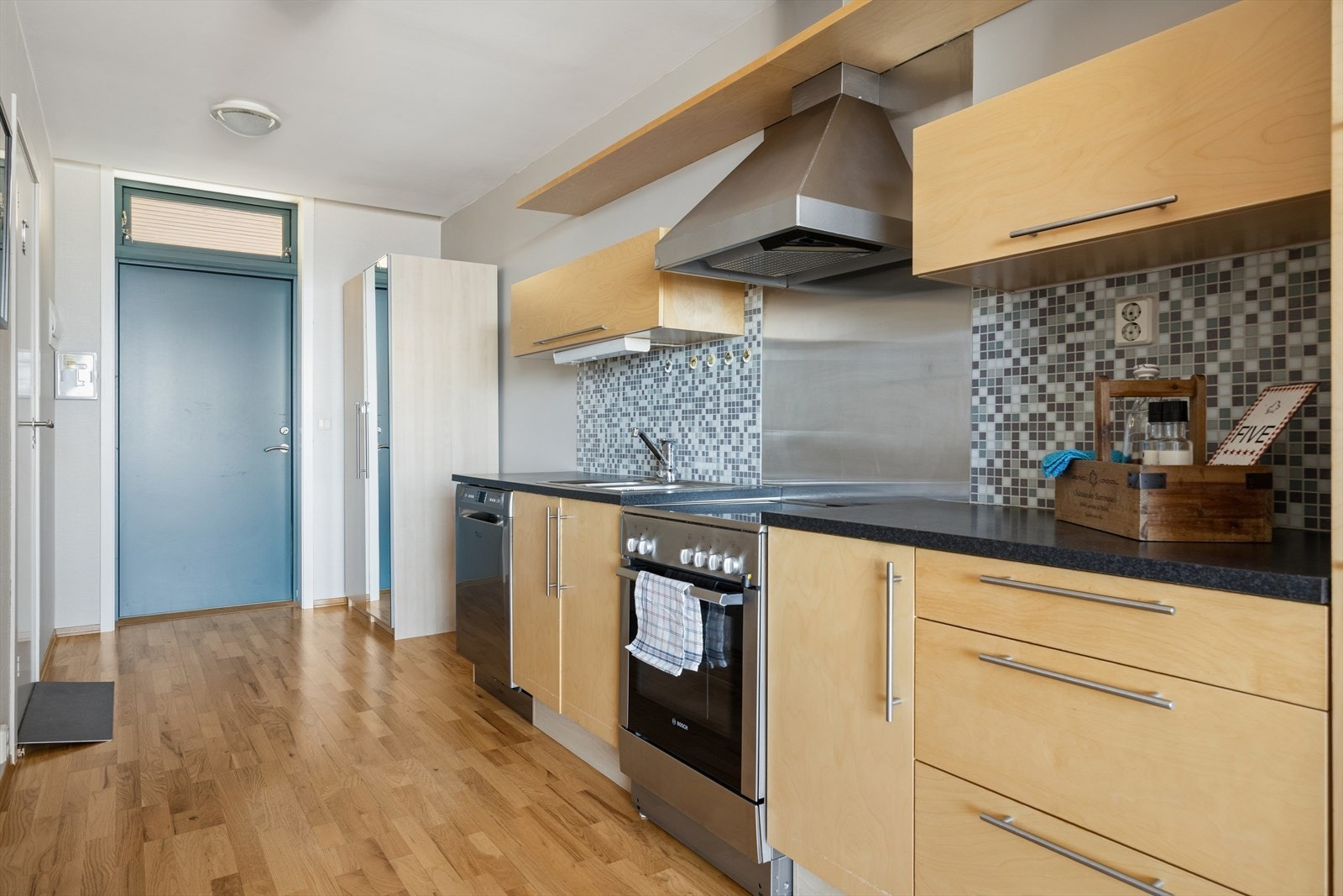 Praktisk kjøkkeninnredning Galleribilde