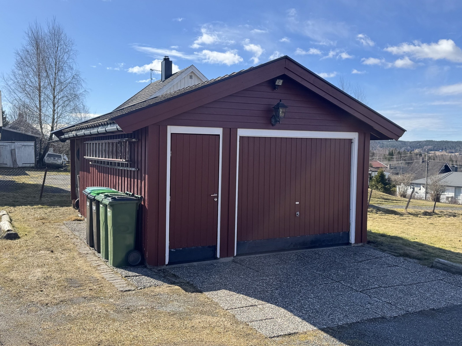 Frittstående garasje på 23 m² med mulighet for montering av ladeboks. Galleribilde