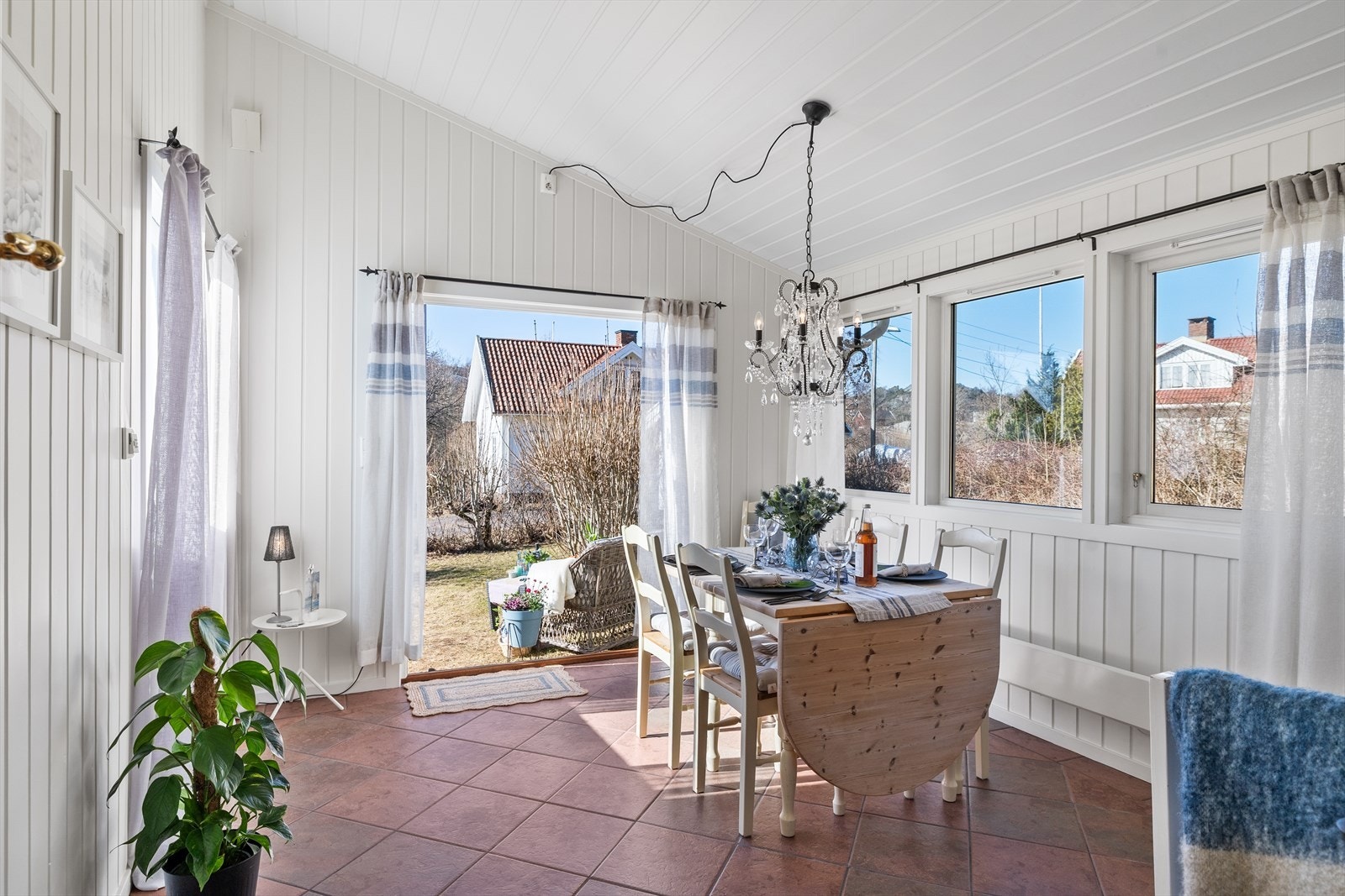 Annekset er på 45 kvm med loft hvor det er 2 soverom. Galleribilde