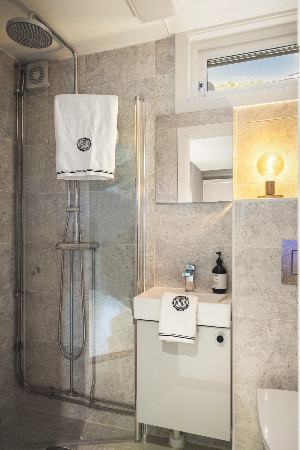 Baderom 2 ble fornyet i 2018. Galleribilde