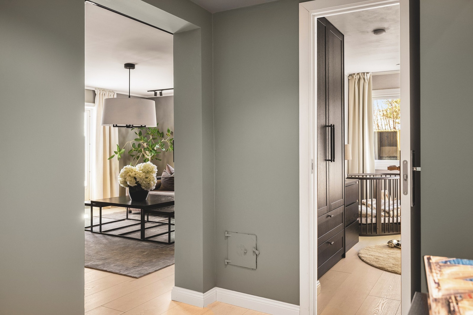 Adkomst til soverom og stue. Galleribilde