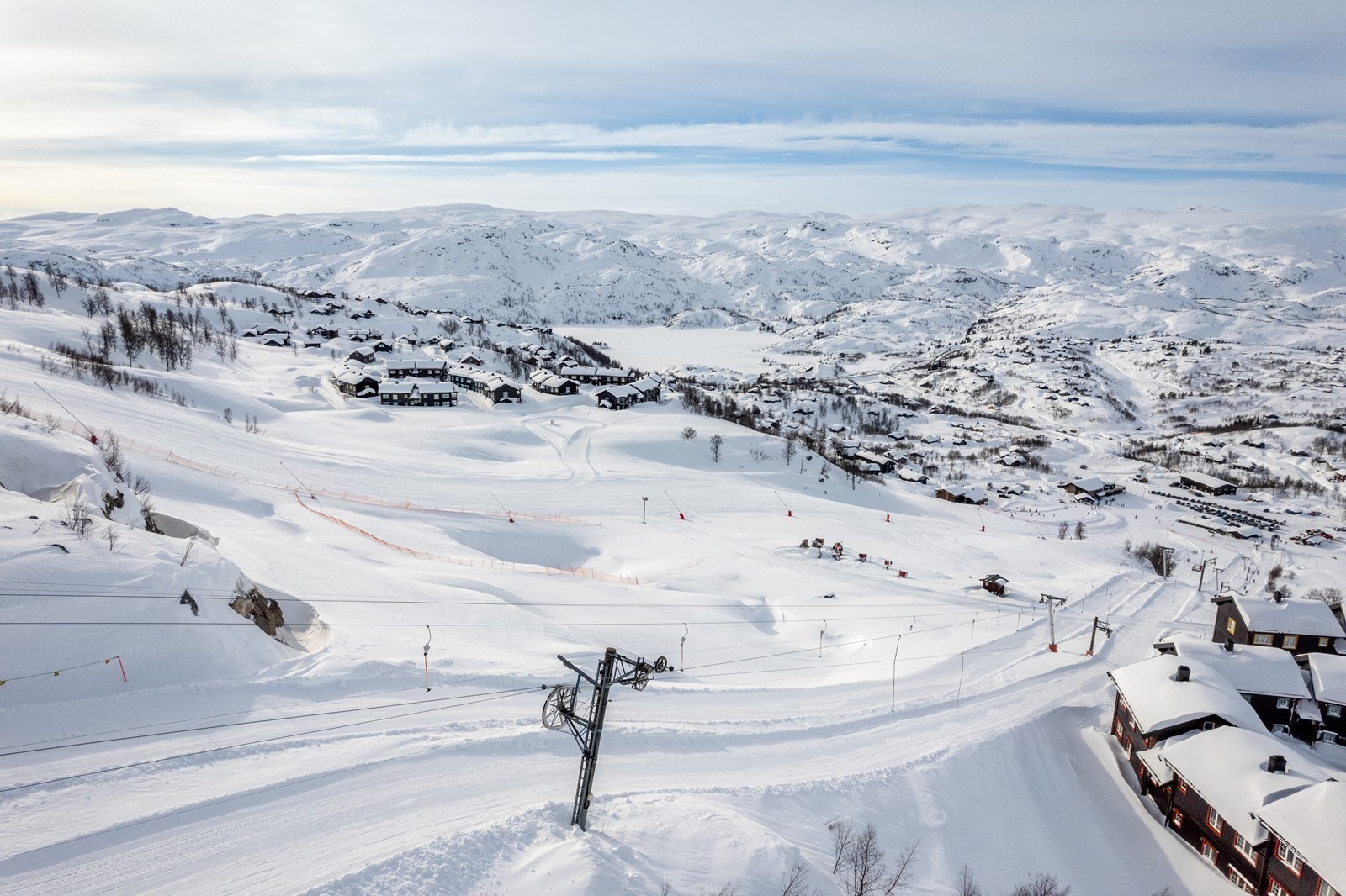 Ski inn - out. Perfekt beliggenhet midt i løypa Galleribilde