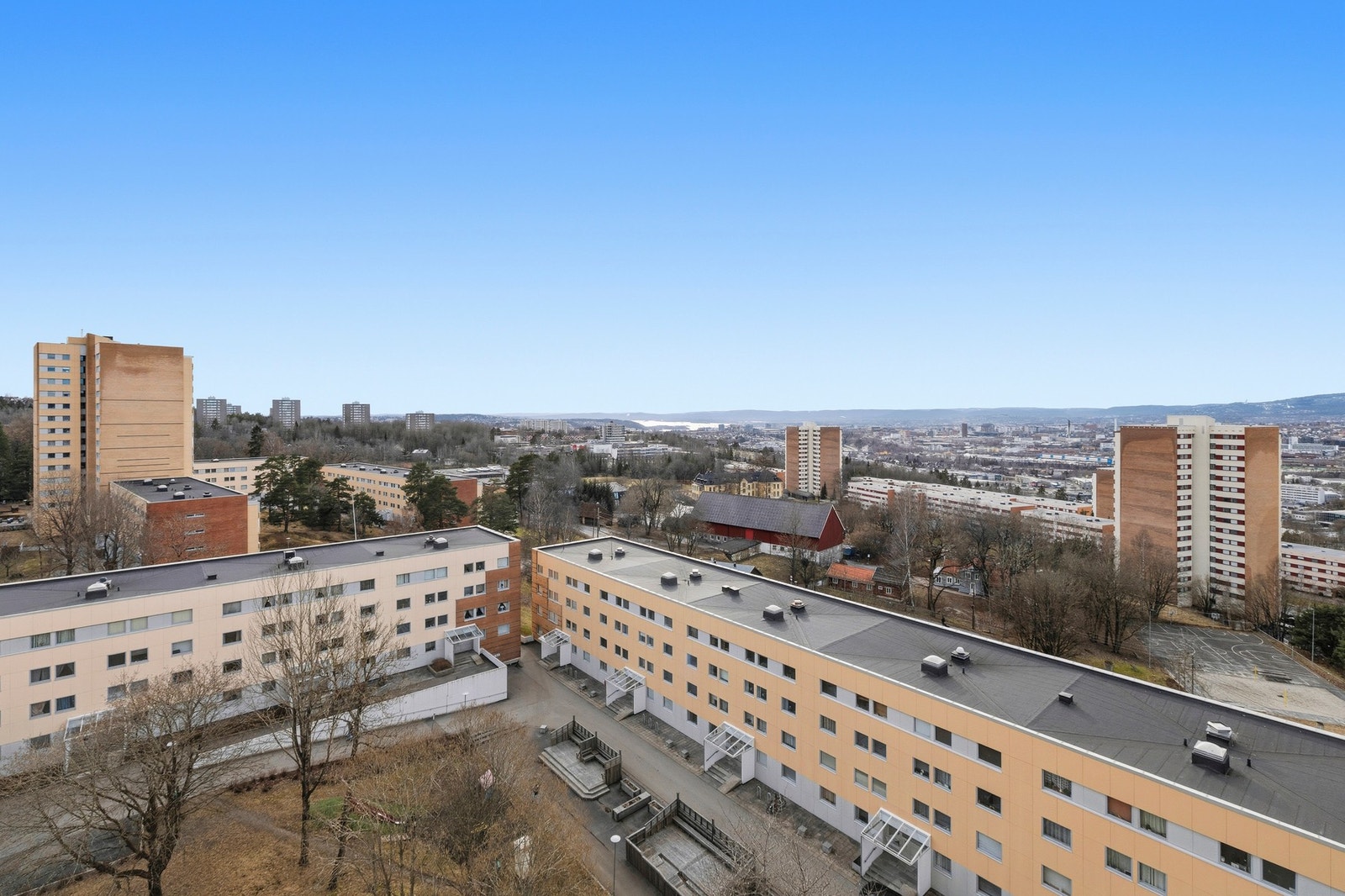 Her kan du nyte fantastisk utsikt og gode solforhold! Galleribilde