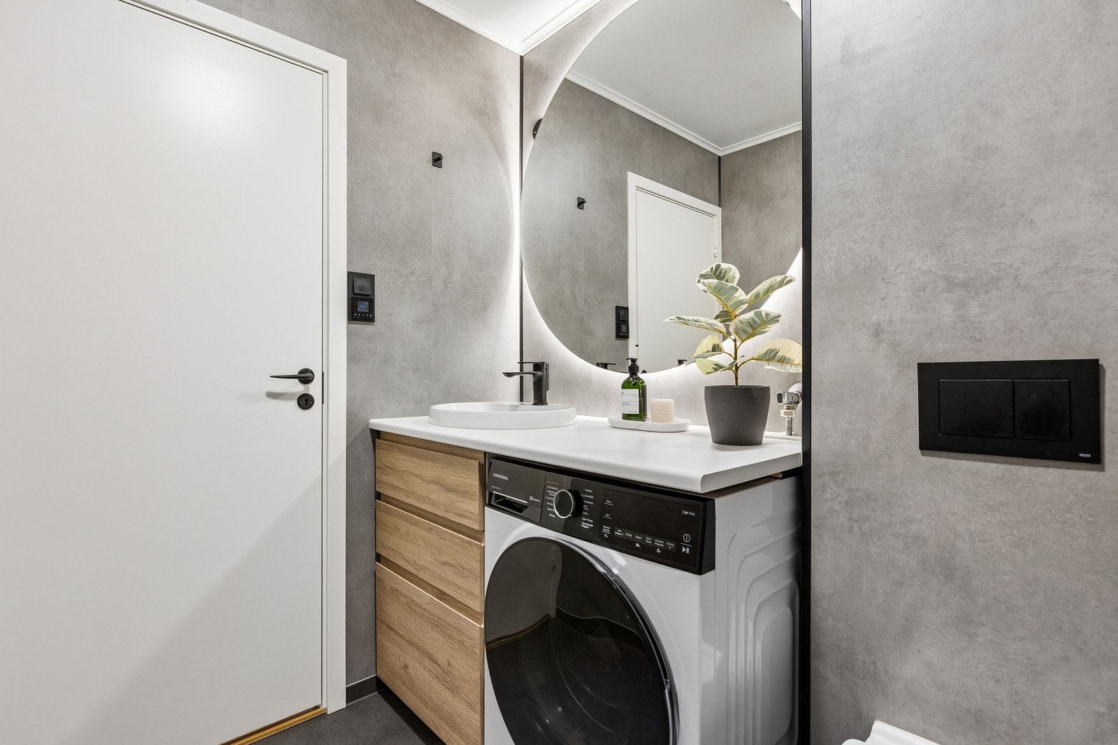 Badet har også fått tilstandsgrad 0 av takstmann. (Fullstendig tilstandsrapport ligger vedlagt i salgsoppgave). Galleribilde