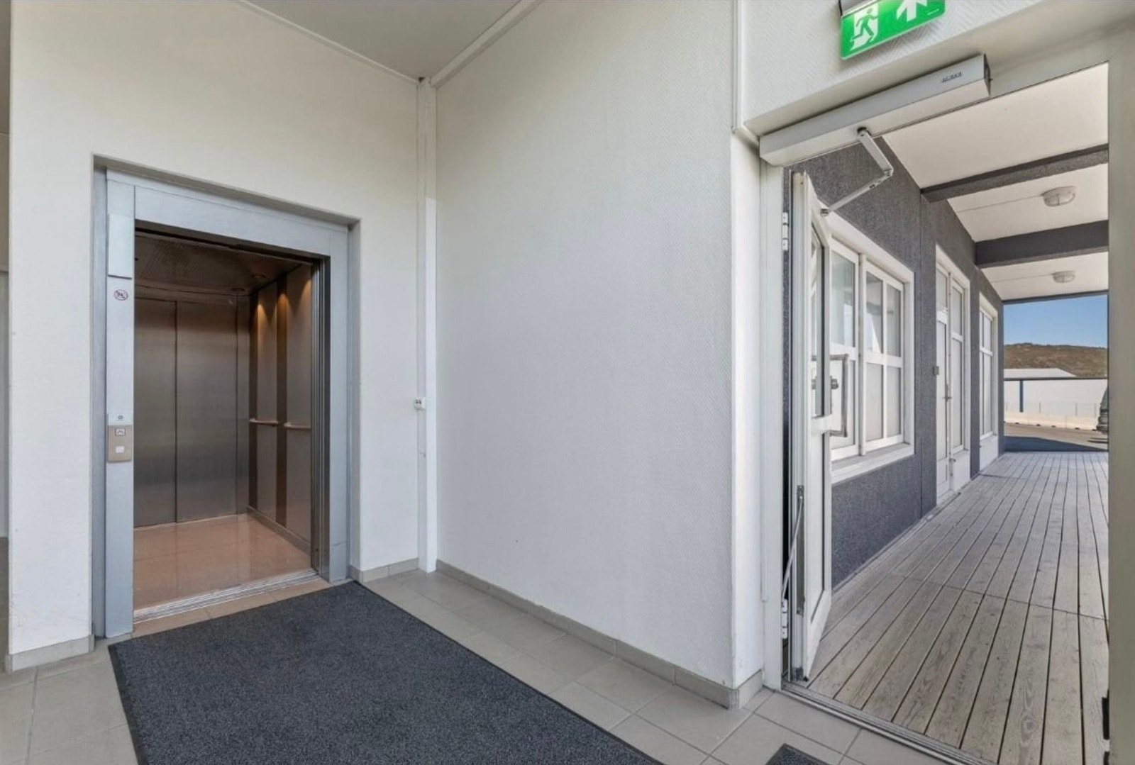 Heis i bygget Galleribilde