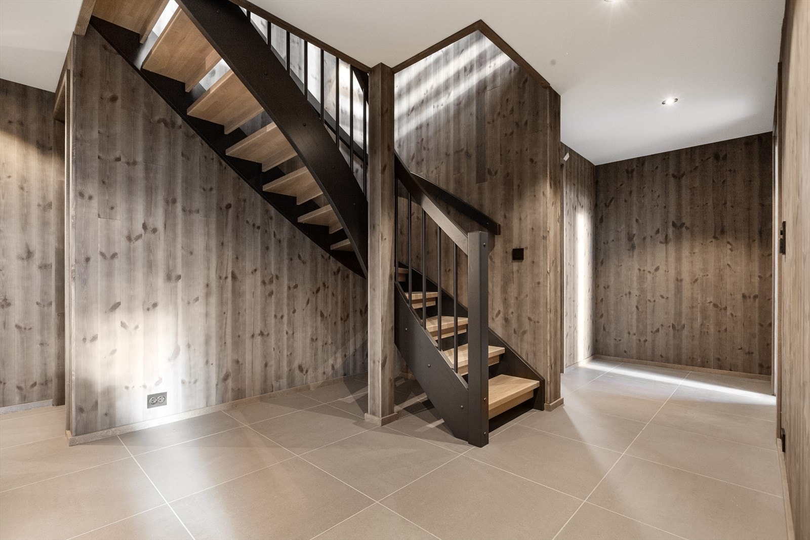 Gjennomført stil over hele hytta. Galleribilde