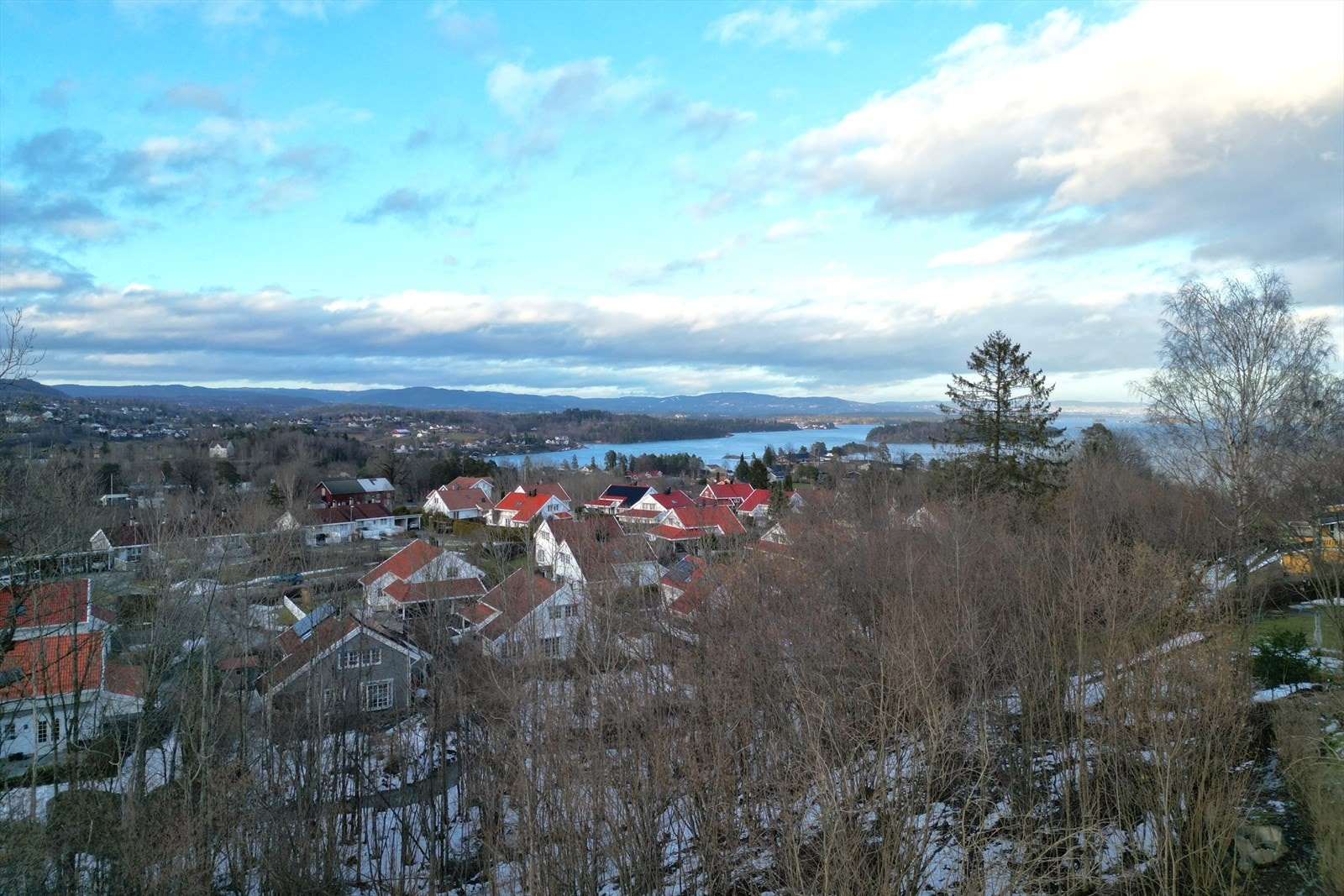 Utsikten fra verandaen Galleribilde