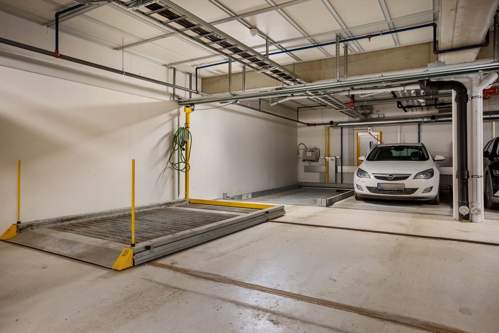 Sameiet har sykkelparkering og tilgang til rom for skipreparering. Galleribilde