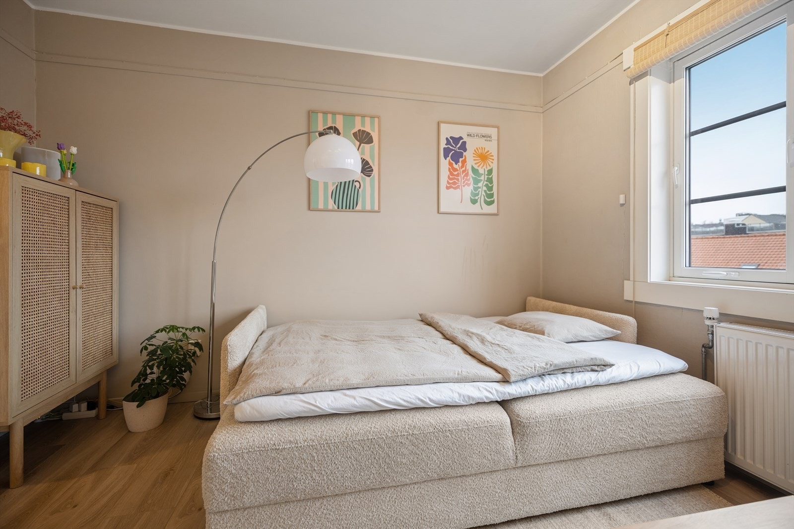 En svært smart og fleksibel løsning som utnytter rommet godt. Galleribilde