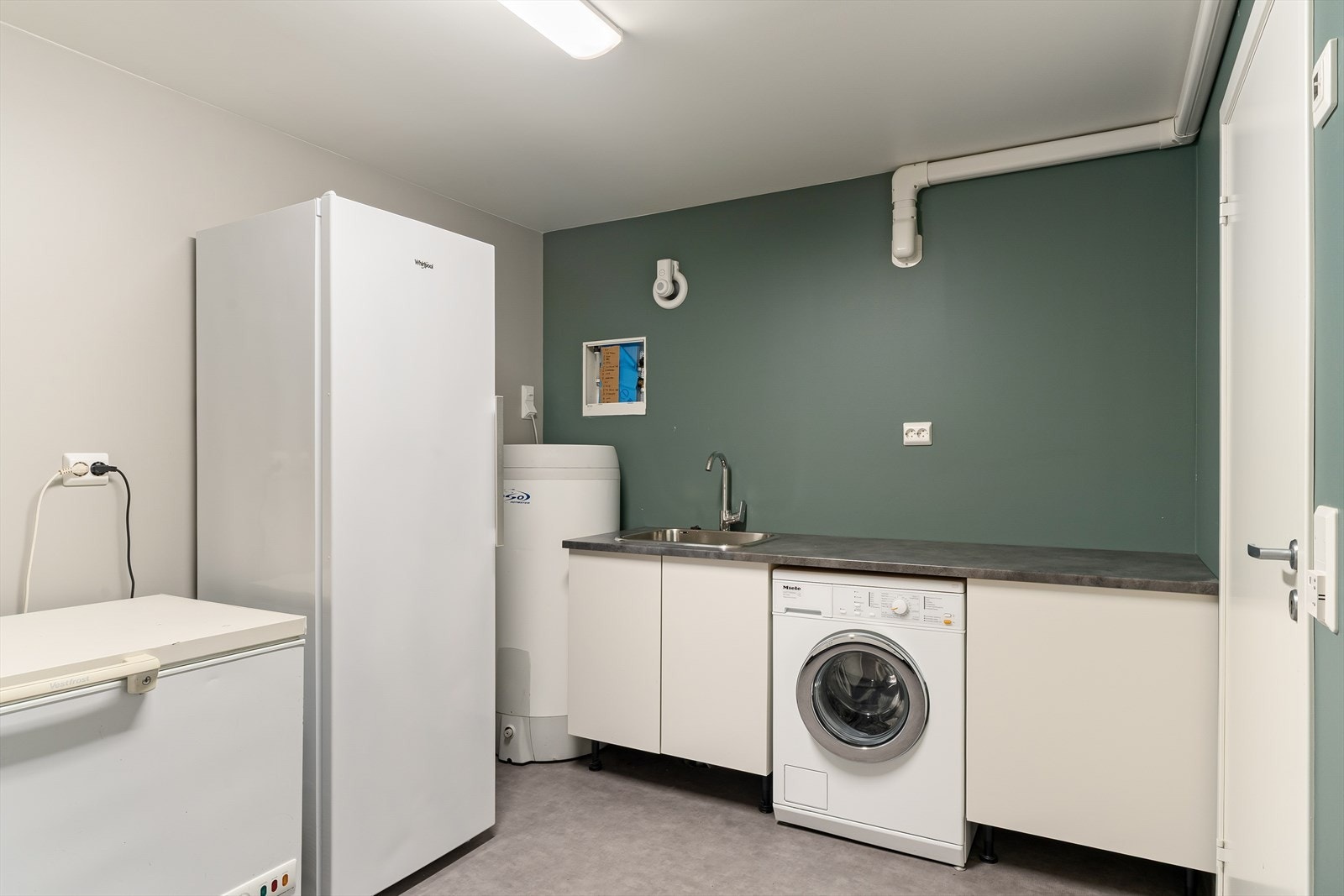 Kjeller - Vaskerom Galleribilde