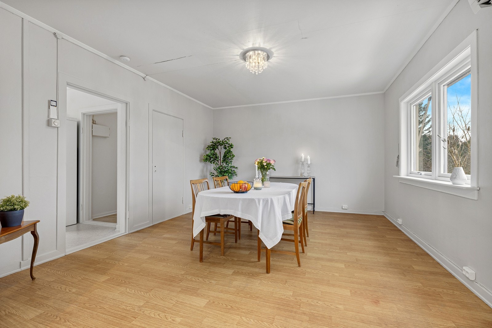 I spisestuen er det mulighet for at mange kan samles. Galleribilde