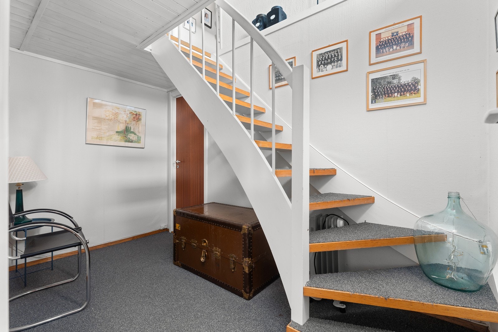 Underetasje. Galleribilde