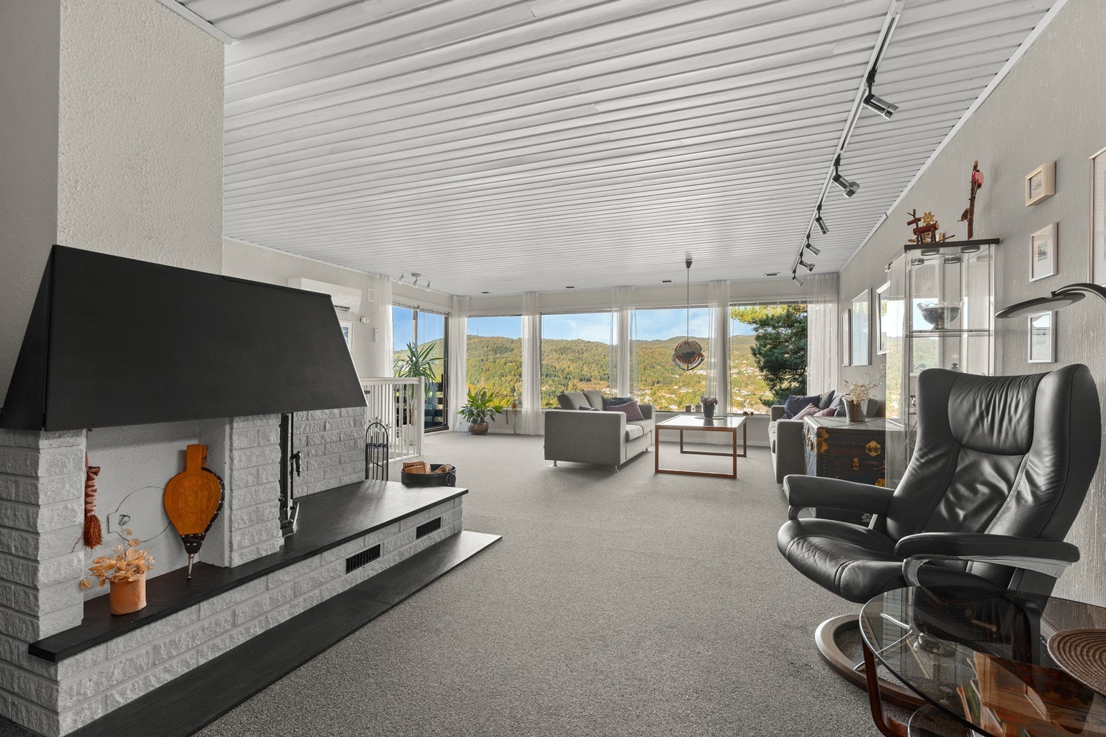 Peis, varmepumpe og Eswa- varme for oppvarming. Galleribilde