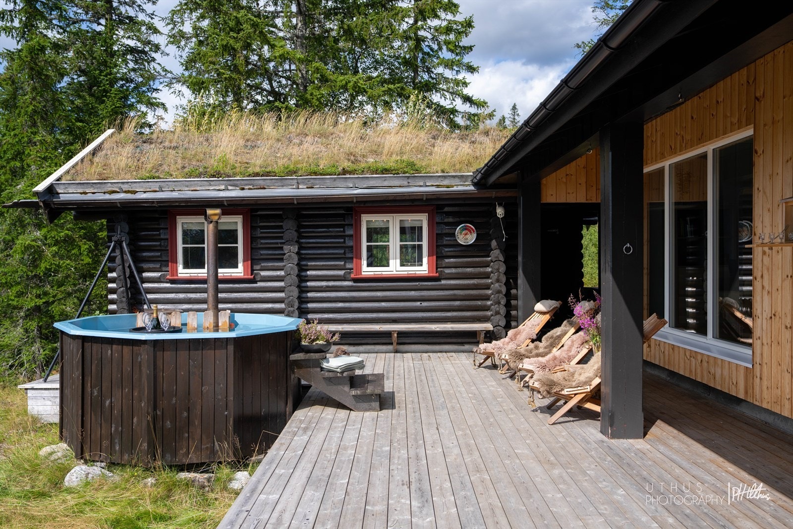 Fra badestampen har man en suveren oversikt over nærområdet Galleribilde