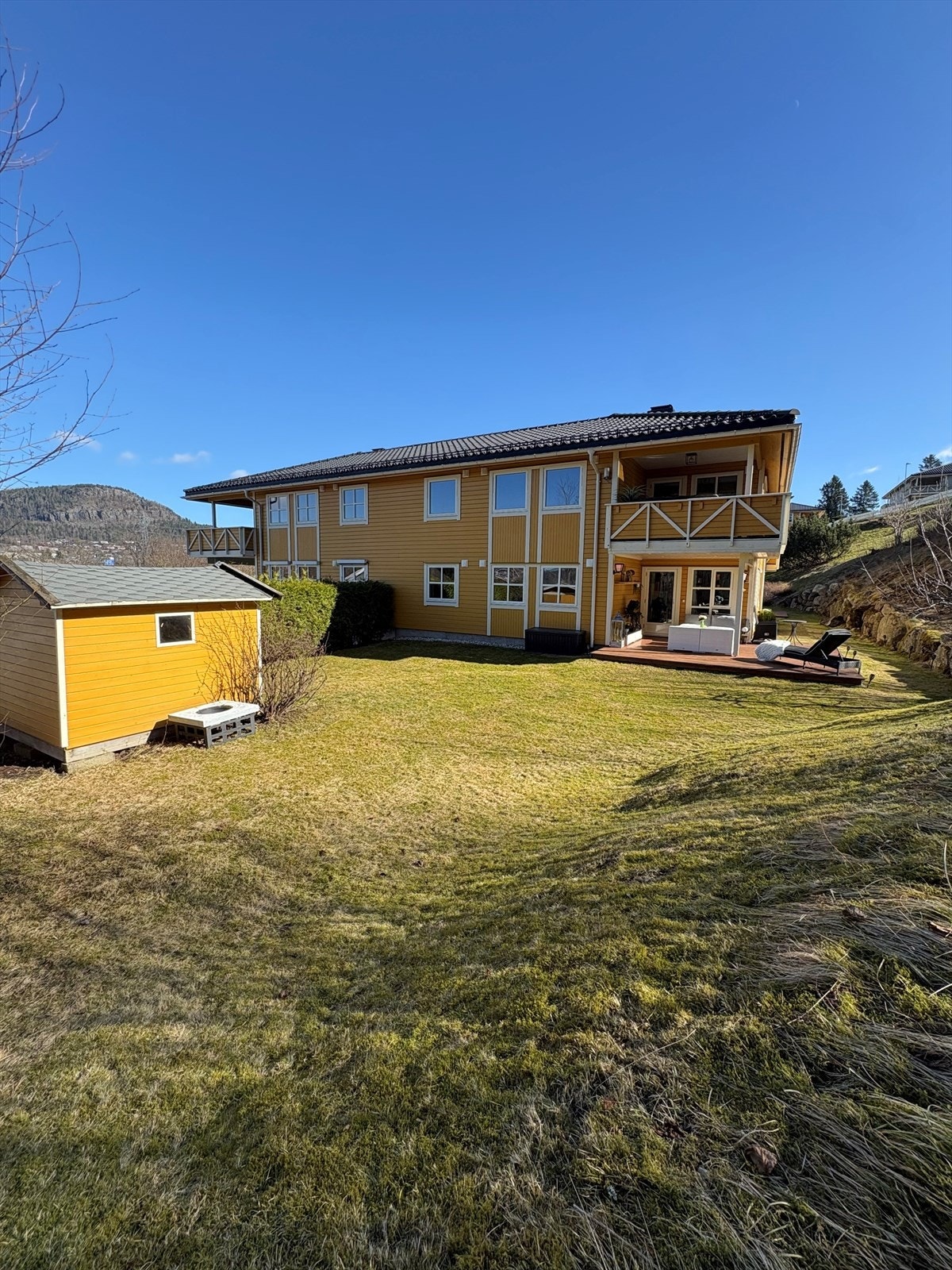 Selgers bilde av hage/terrasse Galleribilde