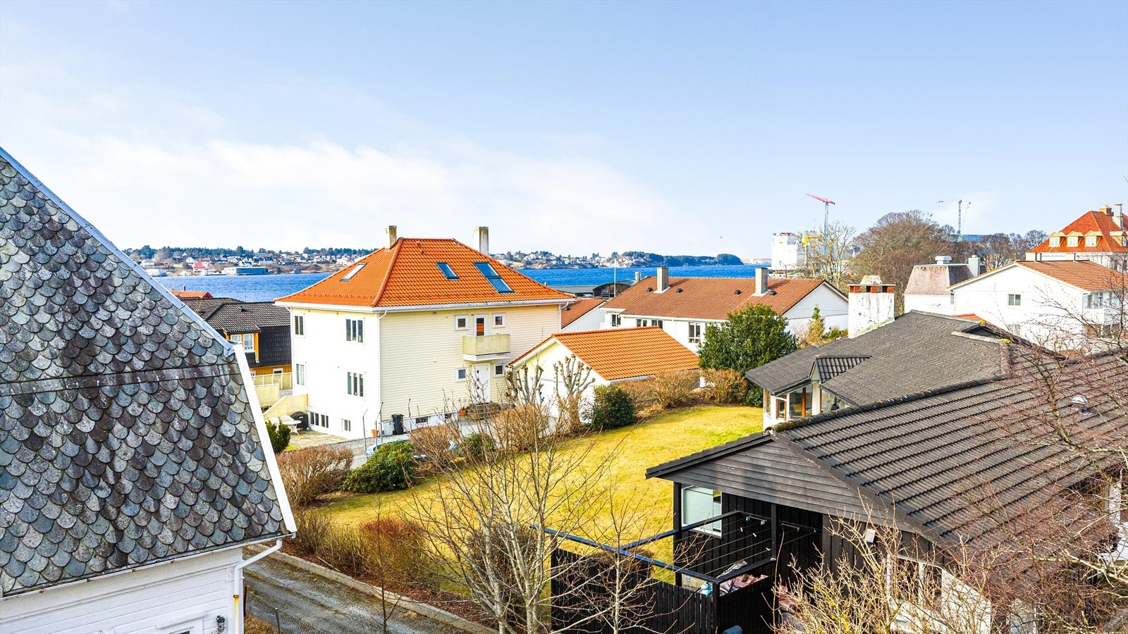 Utsikt fra tomten. Galleribilde