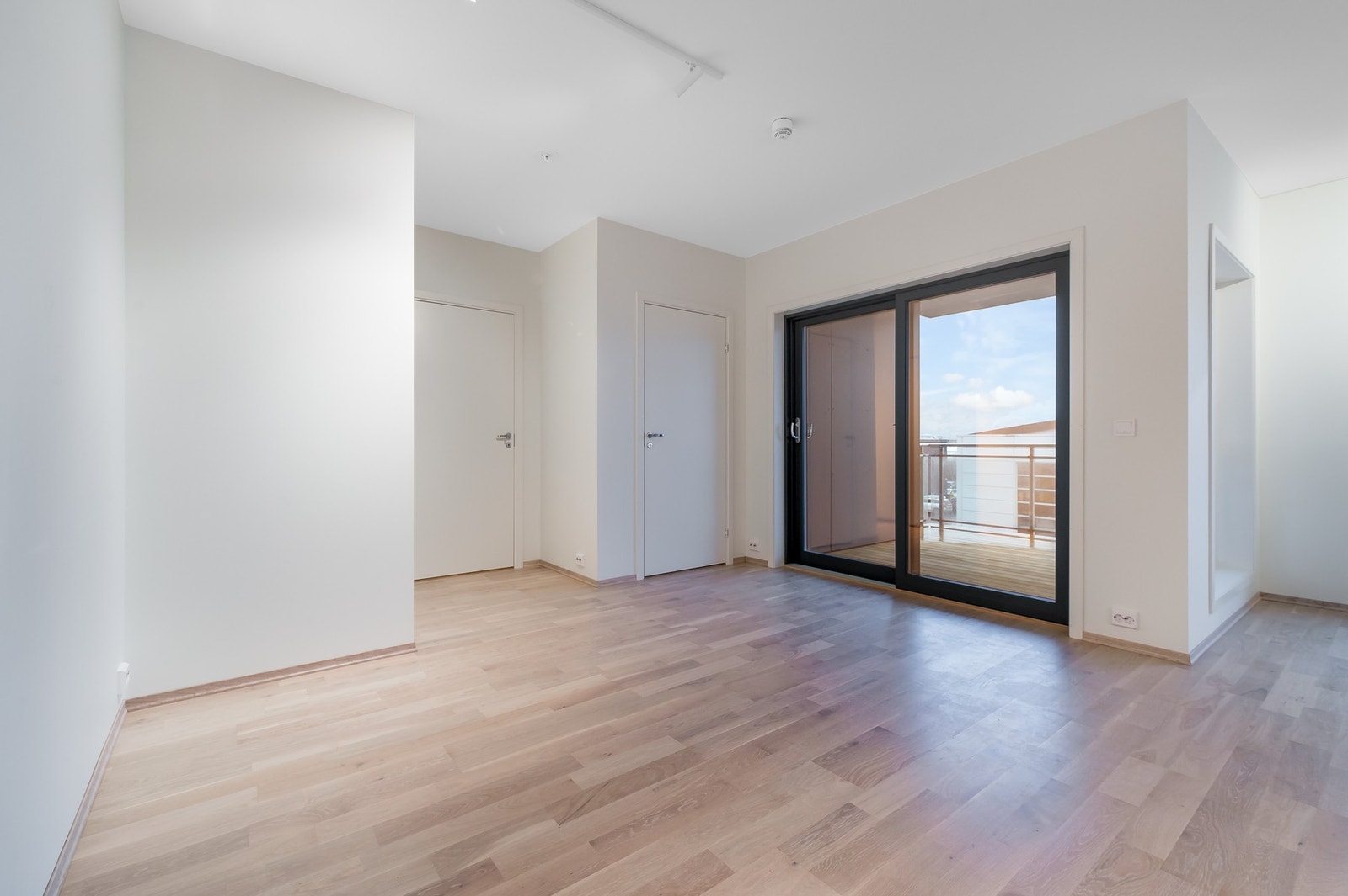 Hoveddelen består av entré, stue/kjøkken, 2 soverom, bad/vaskerom og bod Galleribilde