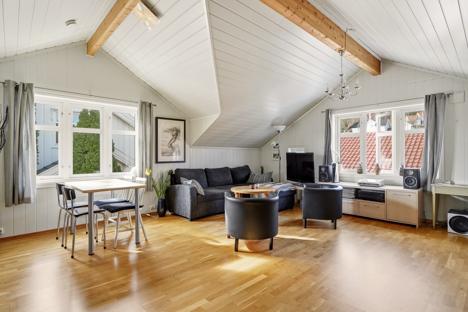 Innredet stue i 2.etasje. Galleribilde