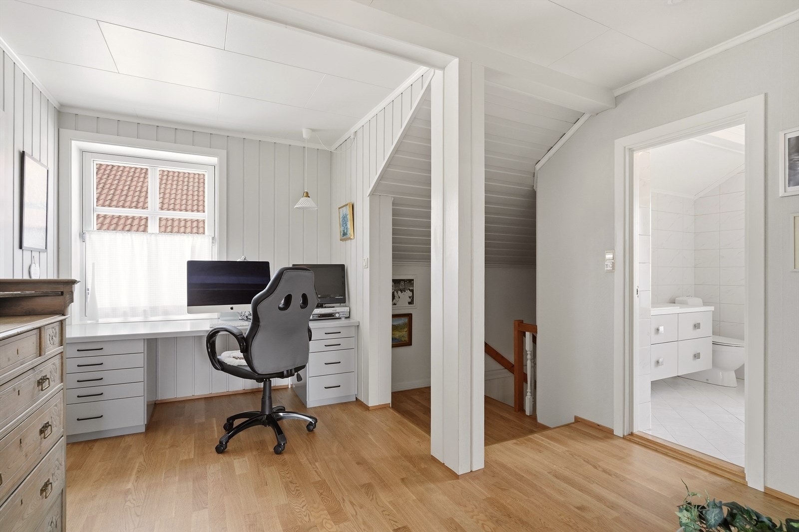 Innredet gang. Galleribilde